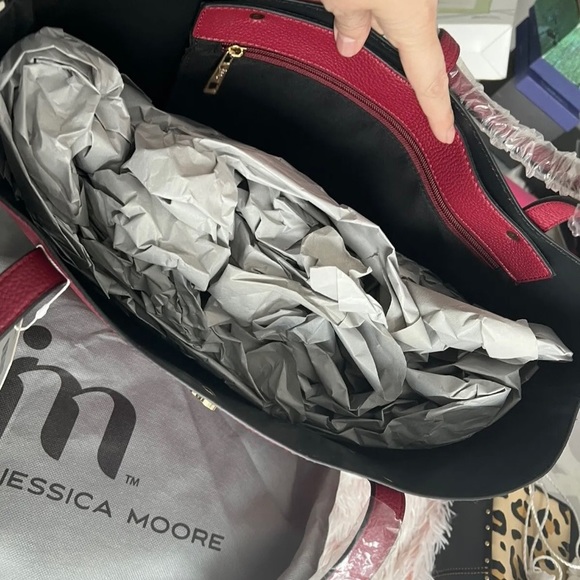 Jessica Moore Lux Handbag Berry JM-350BE - Picture 3 of 6